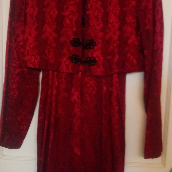 Dress - Picture 2 of 2